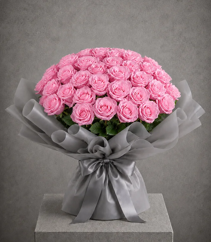 Rosé Elegance (50 Pink Roses)